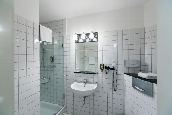 Wald & Golfhotel Lottental image 37