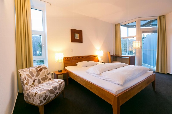 Wald & Golfhotel Lottental image 4