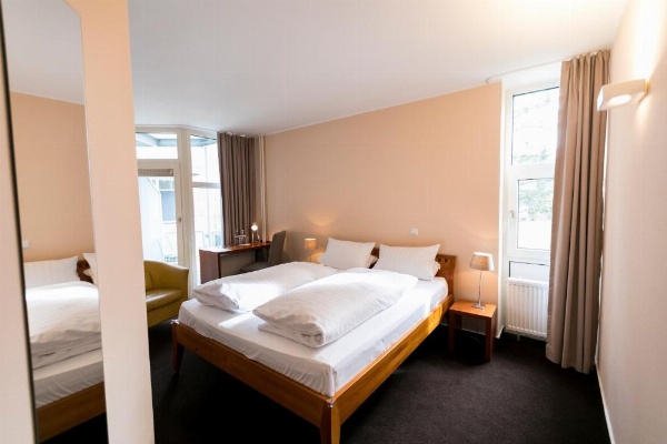 Wald & Golfhotel Lottental image 7